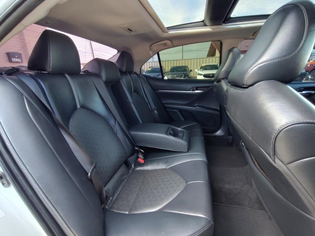 2018 Toyota Camry Image 44