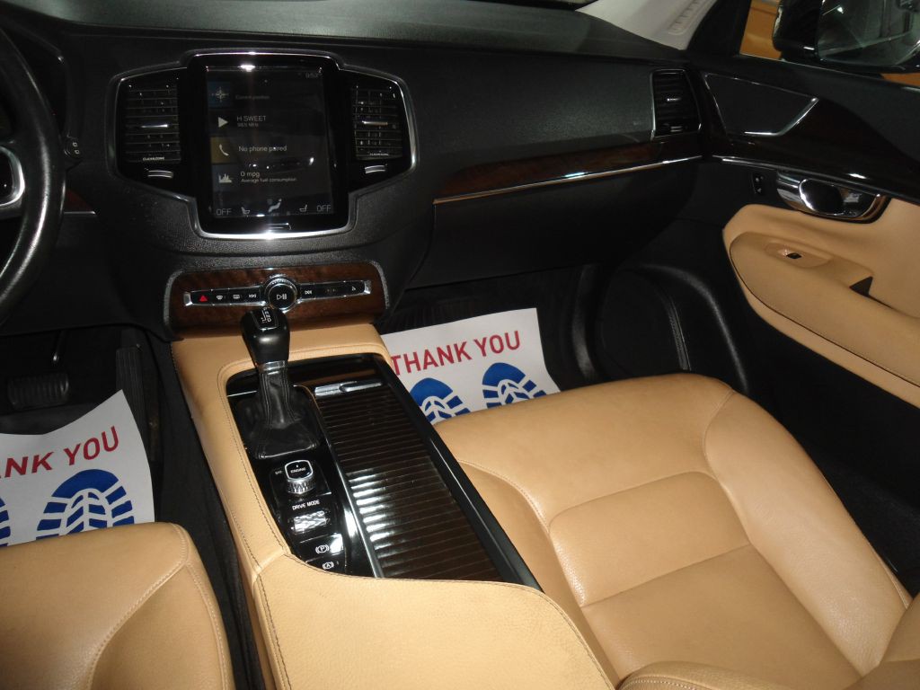 2016 Volvo XC90 Image 13