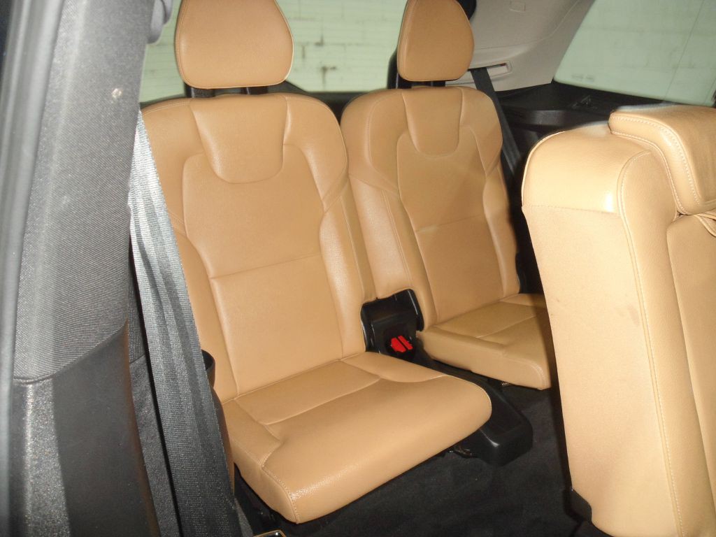 2016 Volvo XC90 Image 15