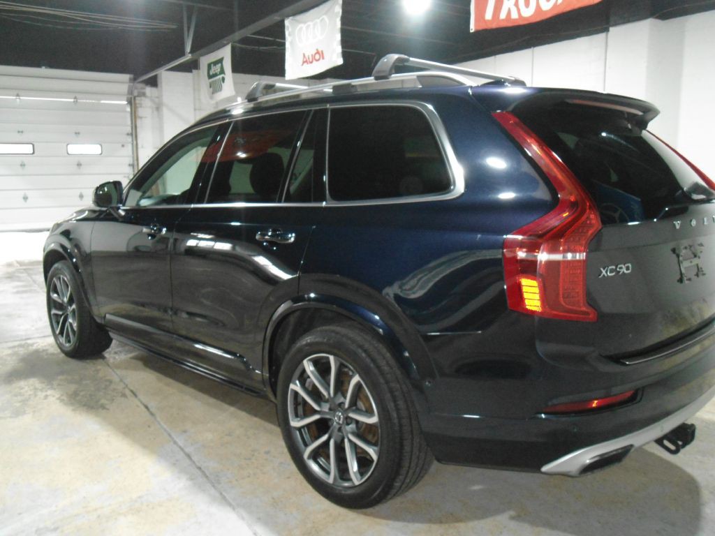 2016 Volvo XC90 Image 10