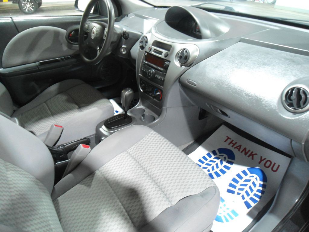 2007 Saturn ION Image 15
