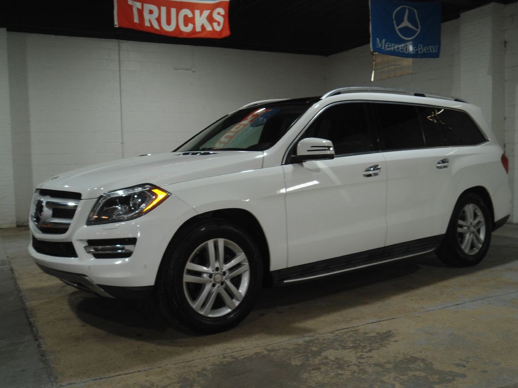 2016 Mercedes-Benz GL-Class Image 1