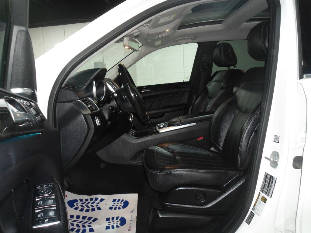 2016 Mercedes-Benz GL-Class Image 7