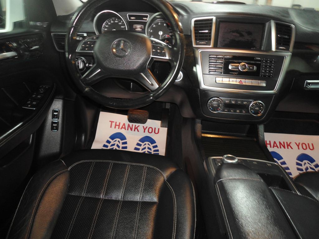 2016 Mercedes-Benz GL-Class Image 8