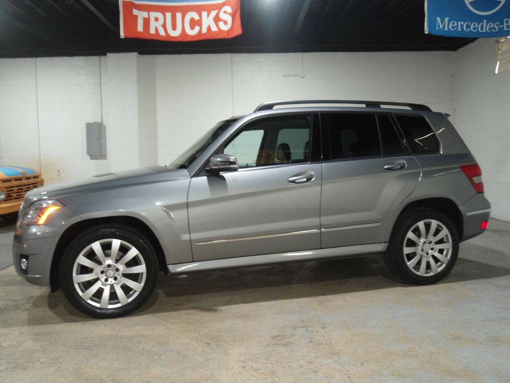 2012 Mercedes-Benz GLK-Class Image 2
