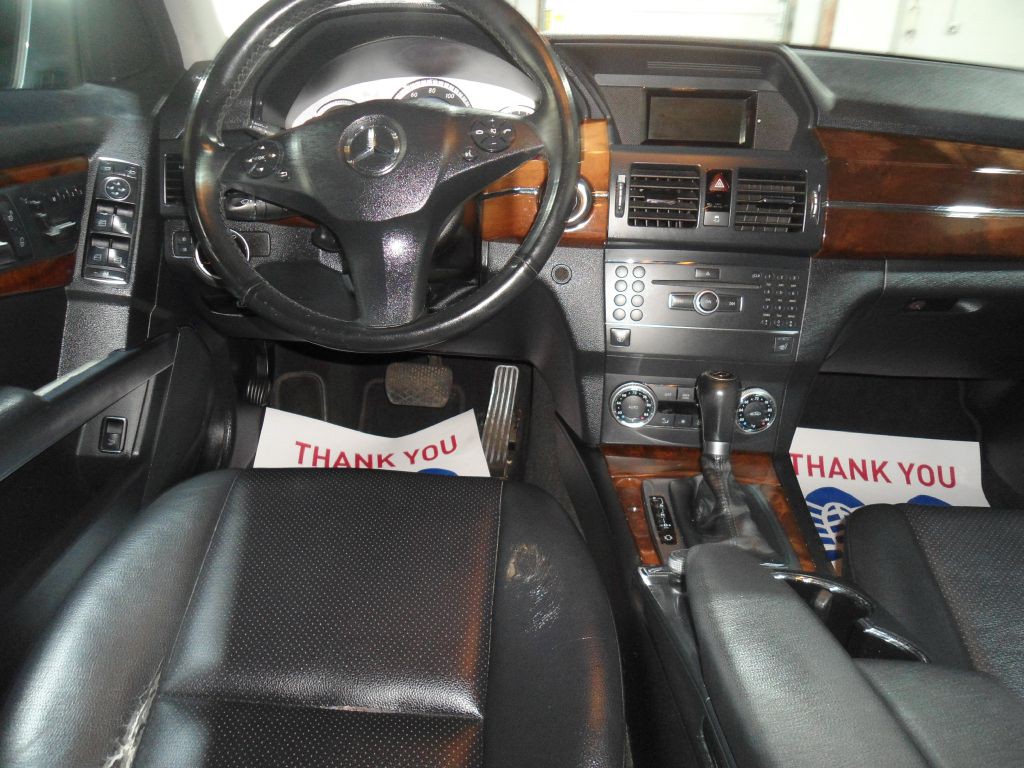 2012 Mercedes-Benz GLK-Class Image 8