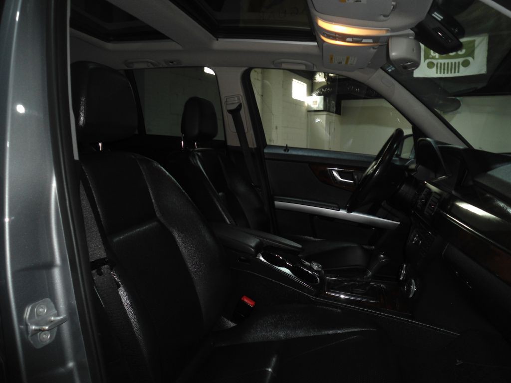 2012 Mercedes-Benz GLK-Class Image 15