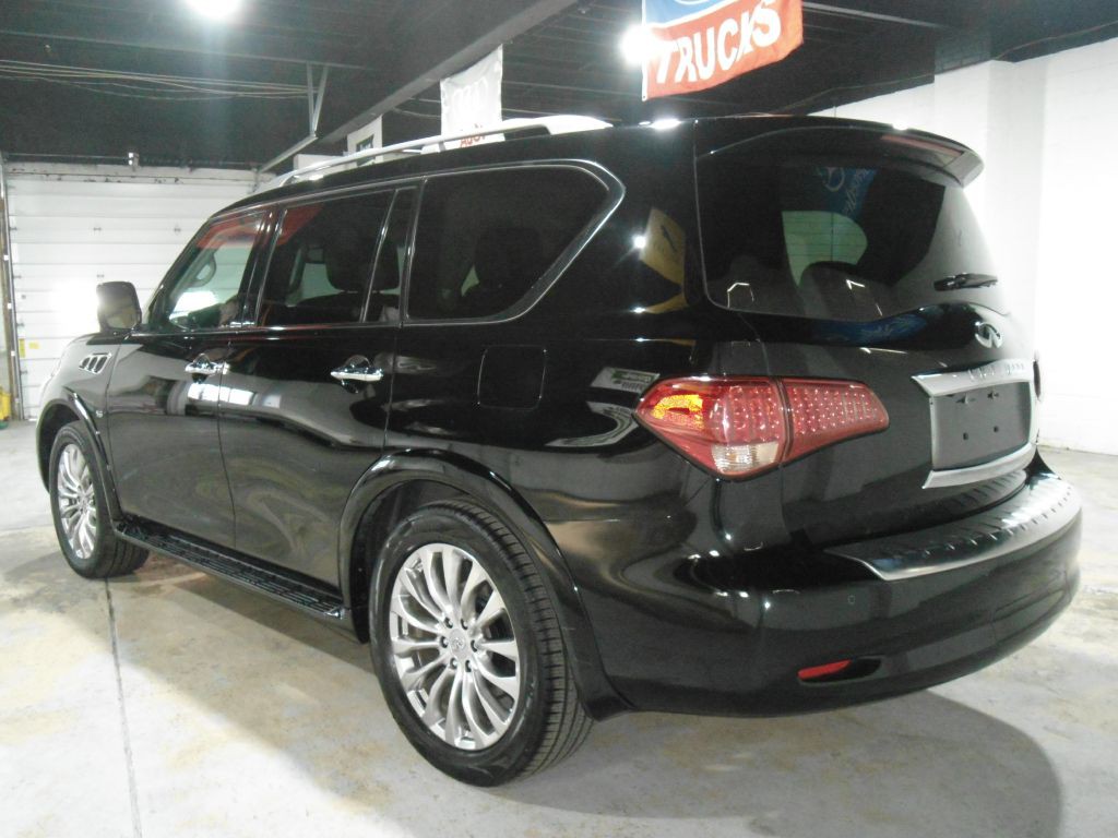 2015 INFINITI QX80 Image 4