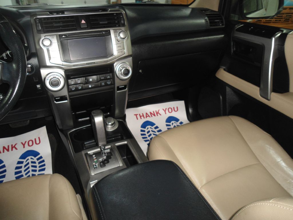 2013 Toyota 4Runner Image 12