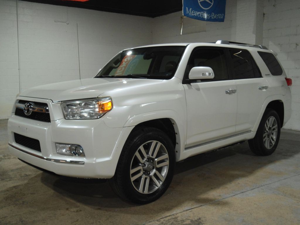 2013 Toyota 4Runner Image 16