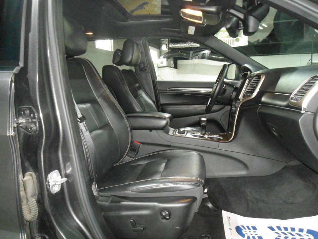 2014 Jeep Grand Cherokee Image 16