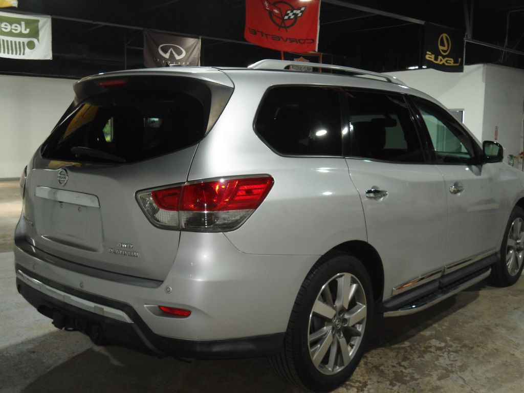 2014 Nissan Pathfinder Image 5