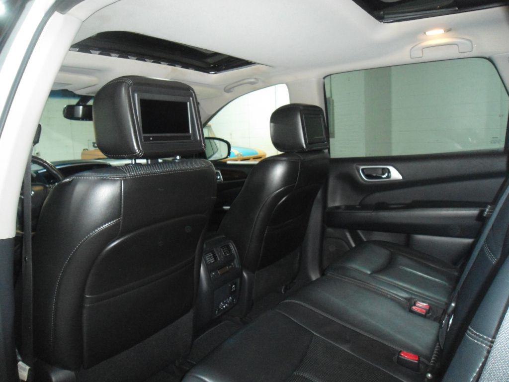 2014 Nissan Pathfinder Image 9
