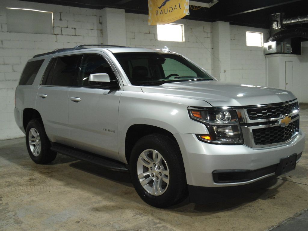 2016 Chevrolet Tahoe Image 2