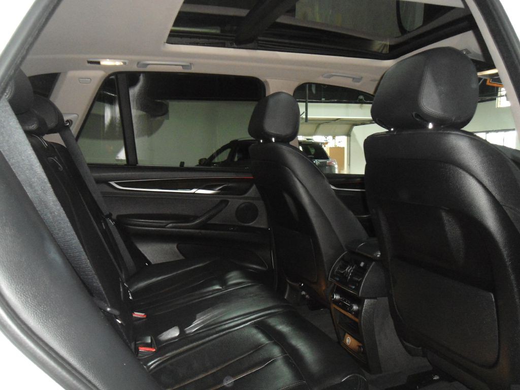 2014 BMW X5 Image 14