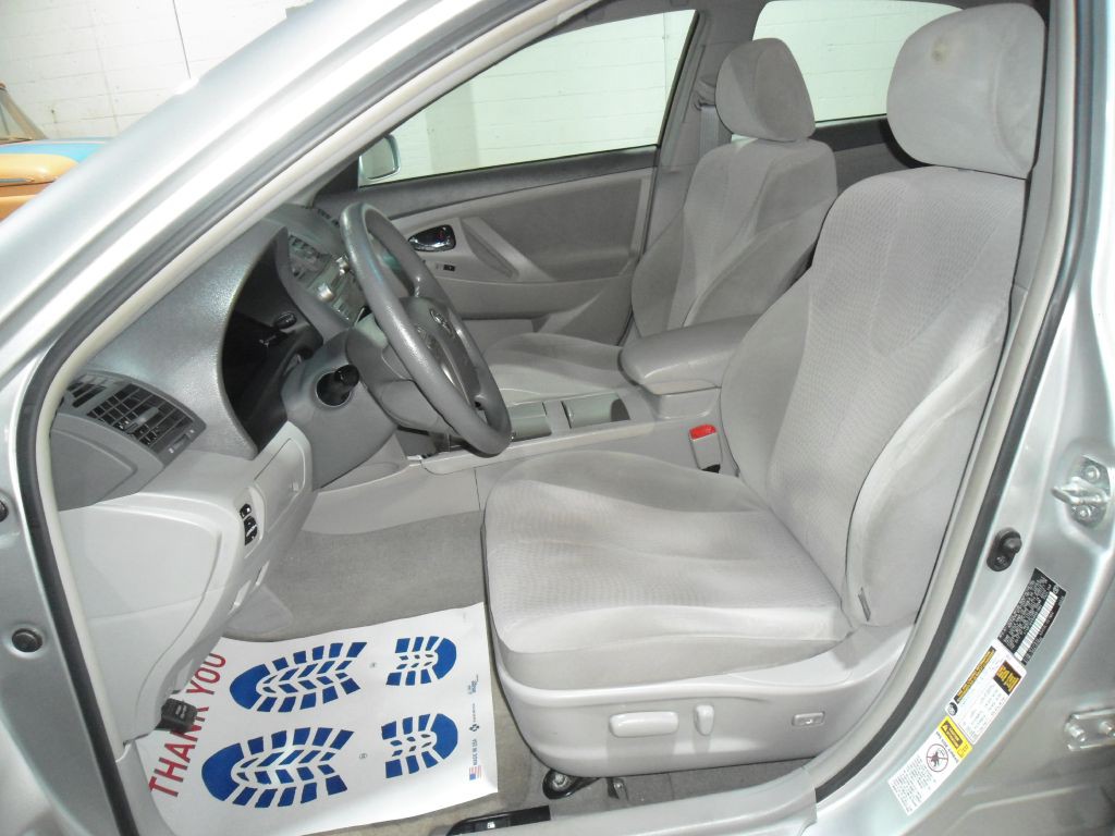 2010 Toyota Camry Image 7