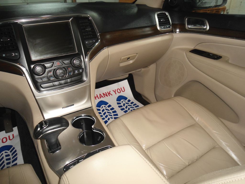 2015 Jeep Grand Cherokee Image 12