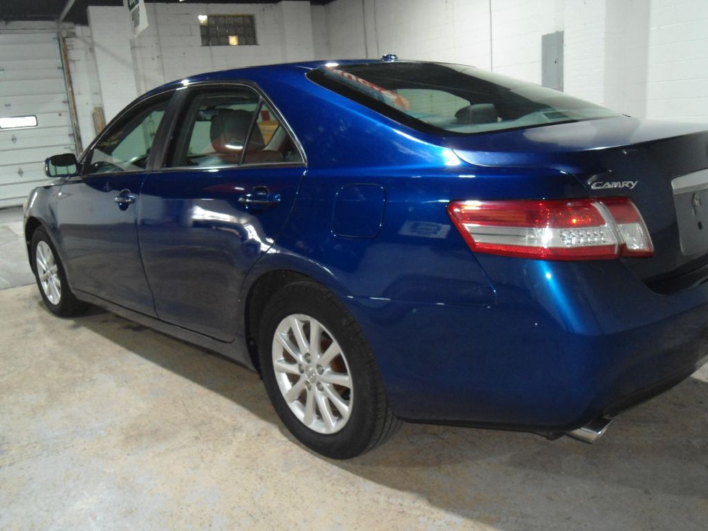 2010 Toyota Camry Image 9