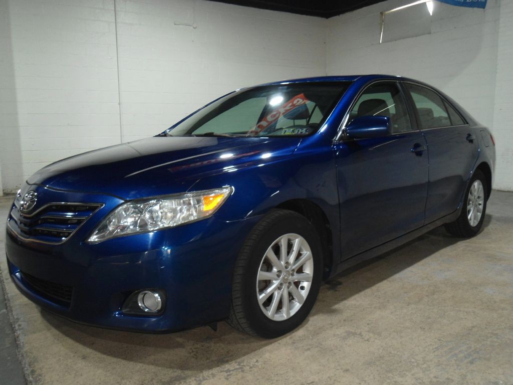 2010 Toyota Camry Image 18