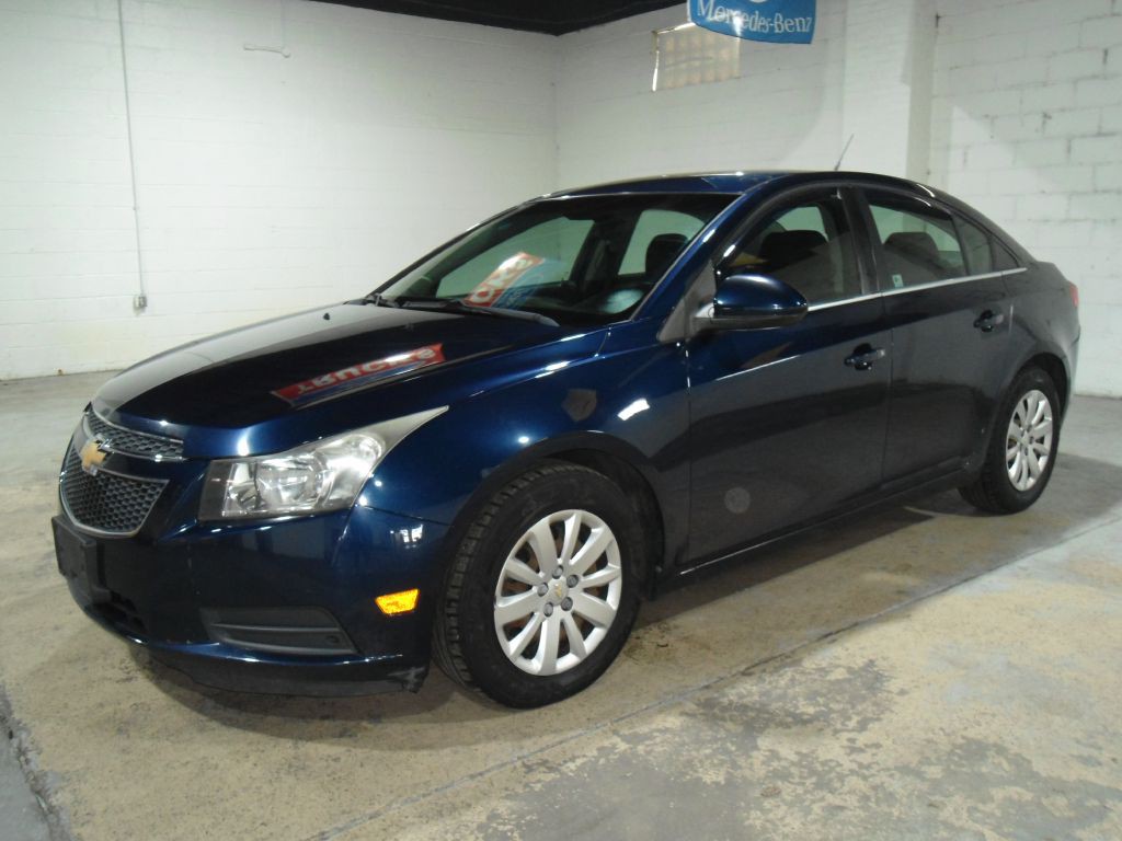 2011 Chevrolet Cruze Image 4