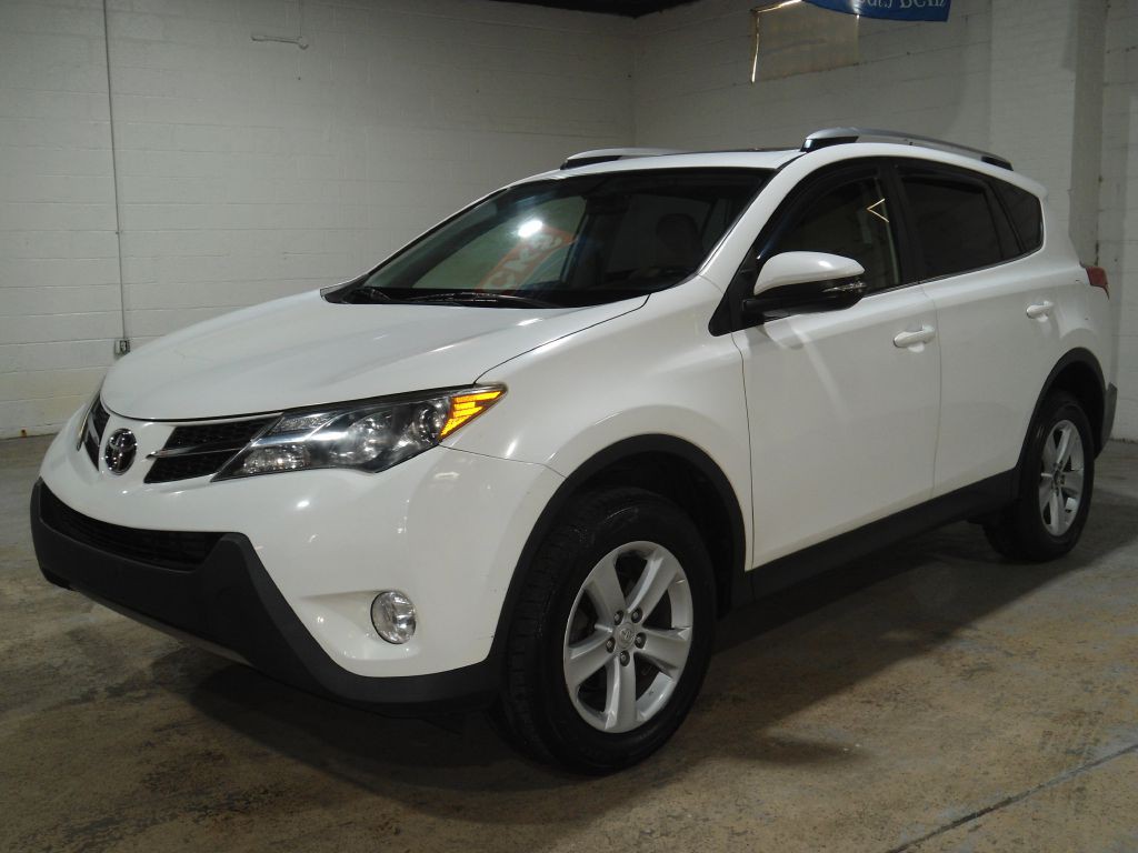 2014 Toyota Rav4 Image 1