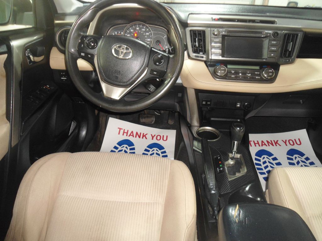 2014 Toyota Rav4 Image 12