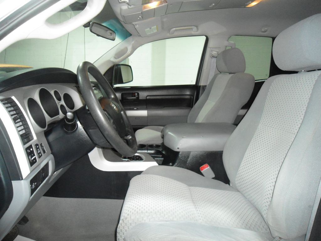 2008 Toyota Tundra Image 9