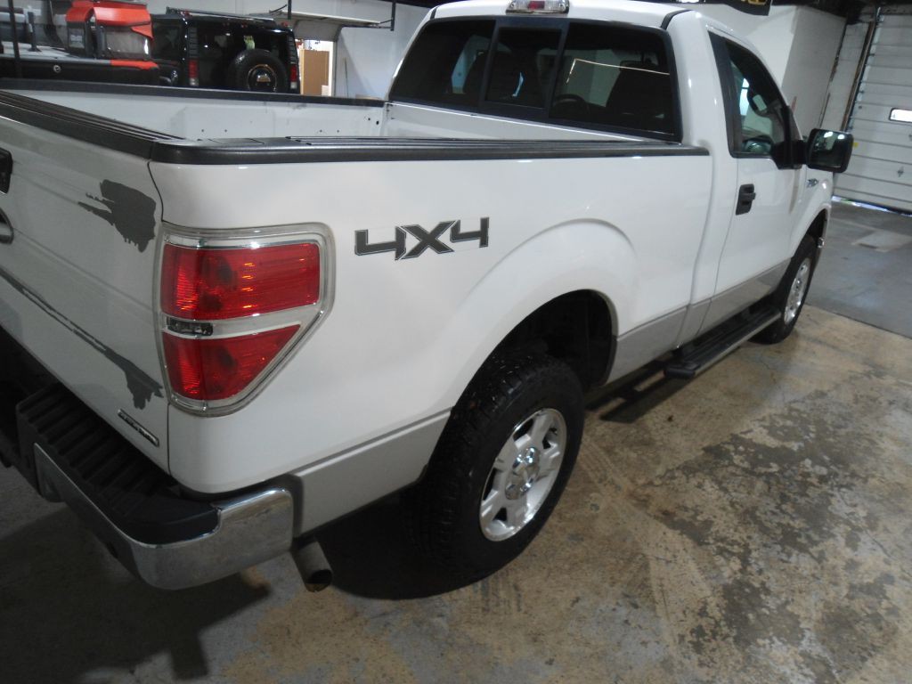 2011 Ford F-150 Image 3