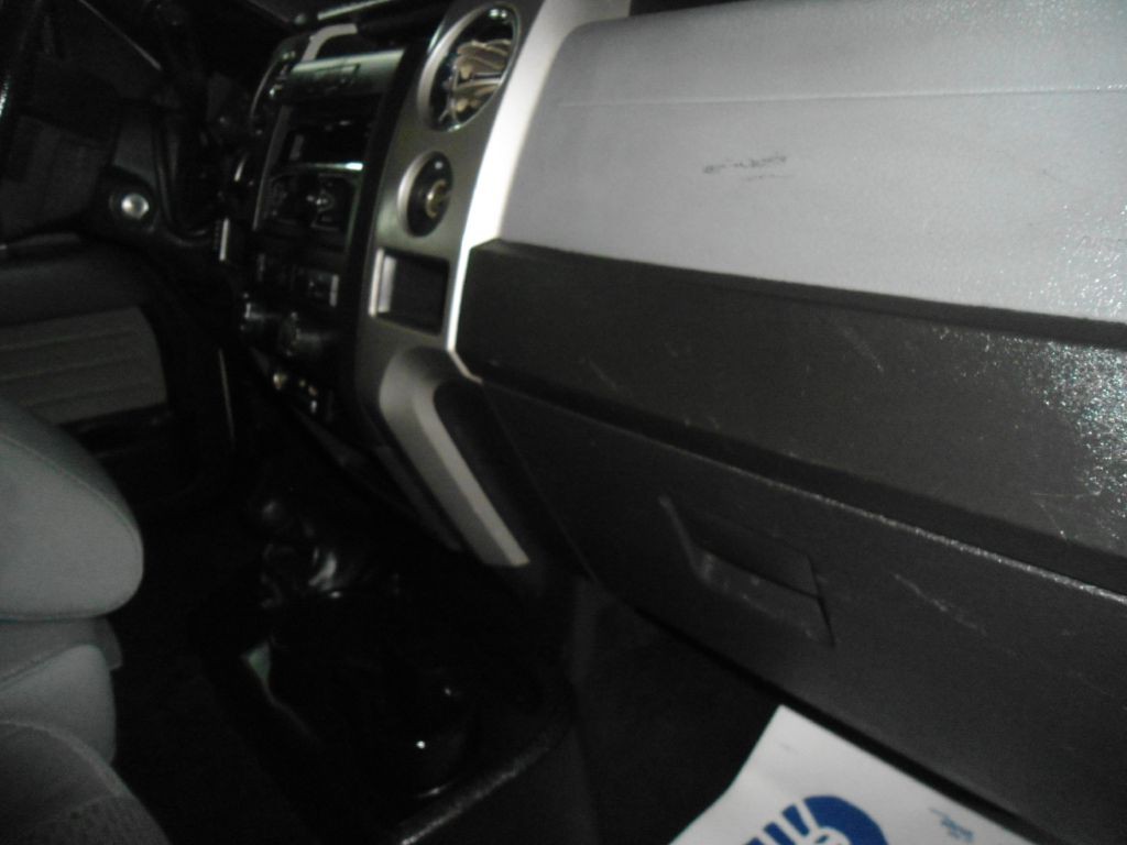 2011 Ford F-150 Image 9