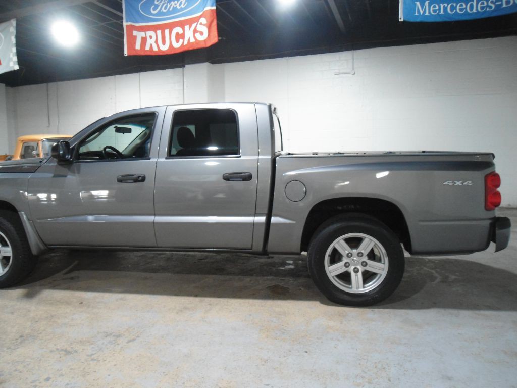 2011 Dodge Dakota Image 5