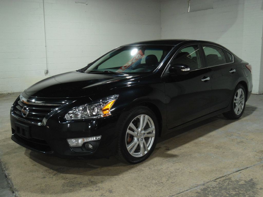 2013 Nissan Altima Image 2