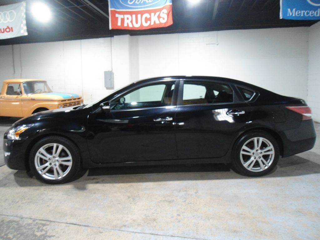 2013 Nissan Altima Image 3