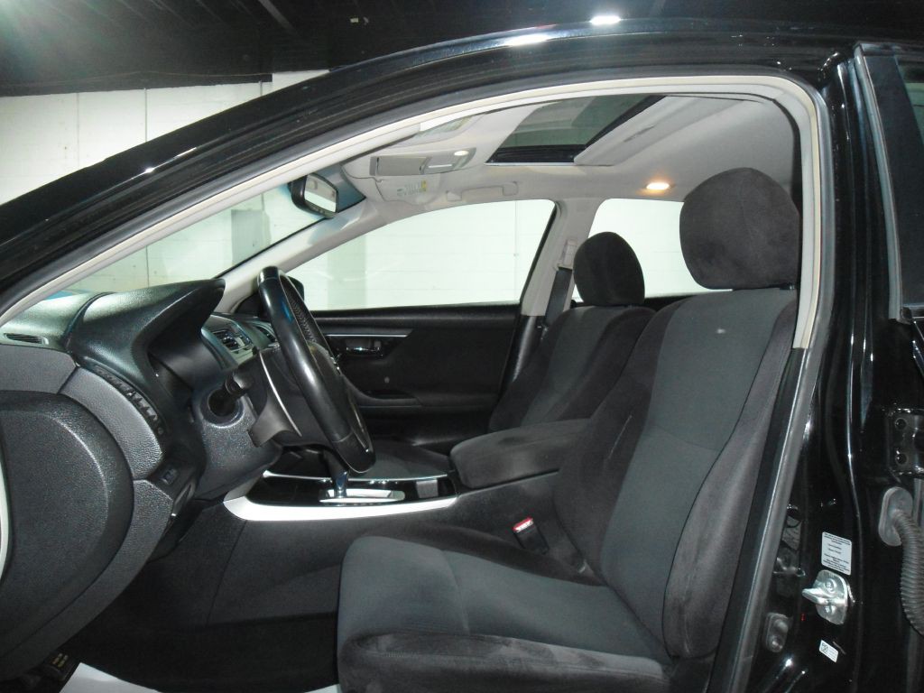 2013 Nissan Altima Image 6