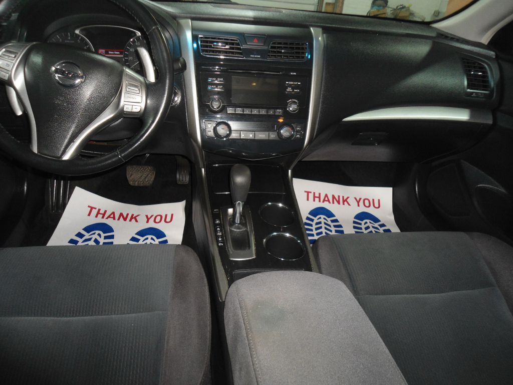 2013 Nissan Altima Image 8