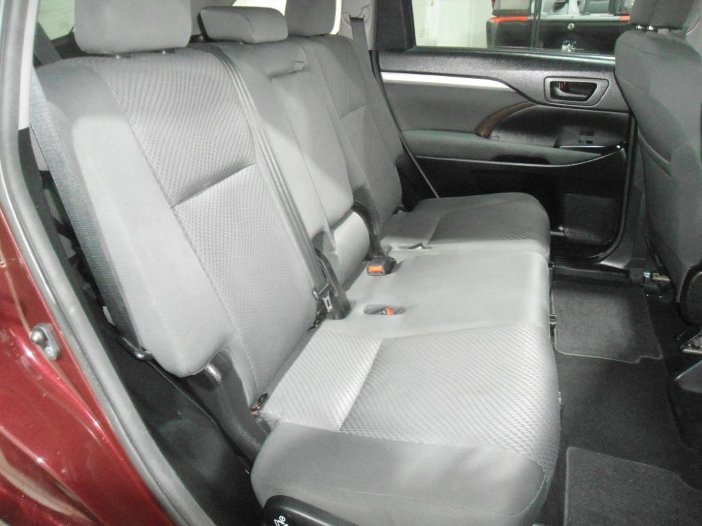 2018 Toyota Highlander Image 15