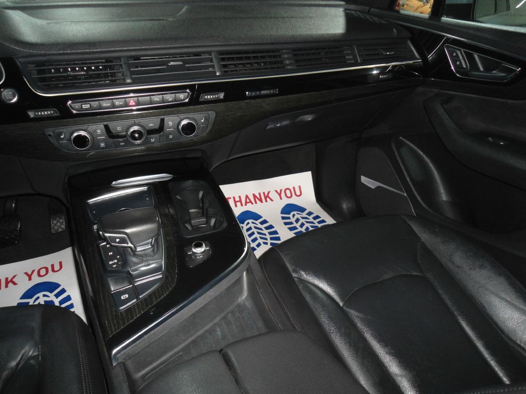 2017 Audi Q7 Image 14