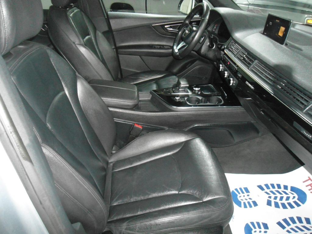 2017 Audi Q7 Image 21