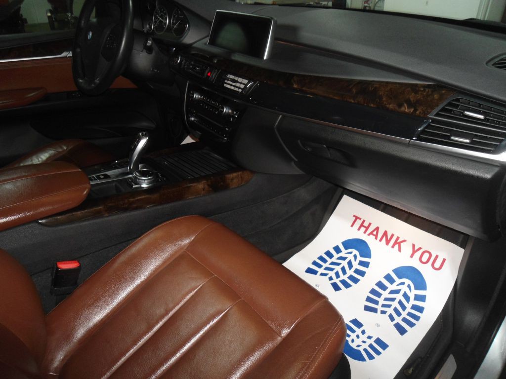 2014 BMW X5 Image 17