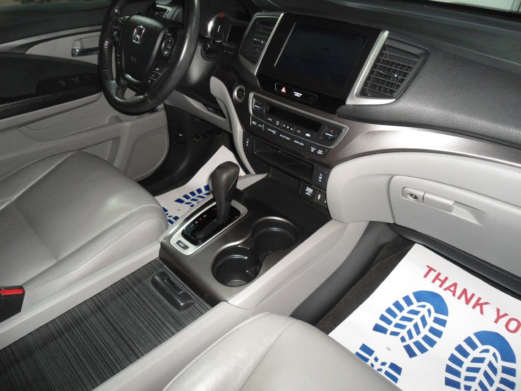 2016 Honda Pilot Image 18