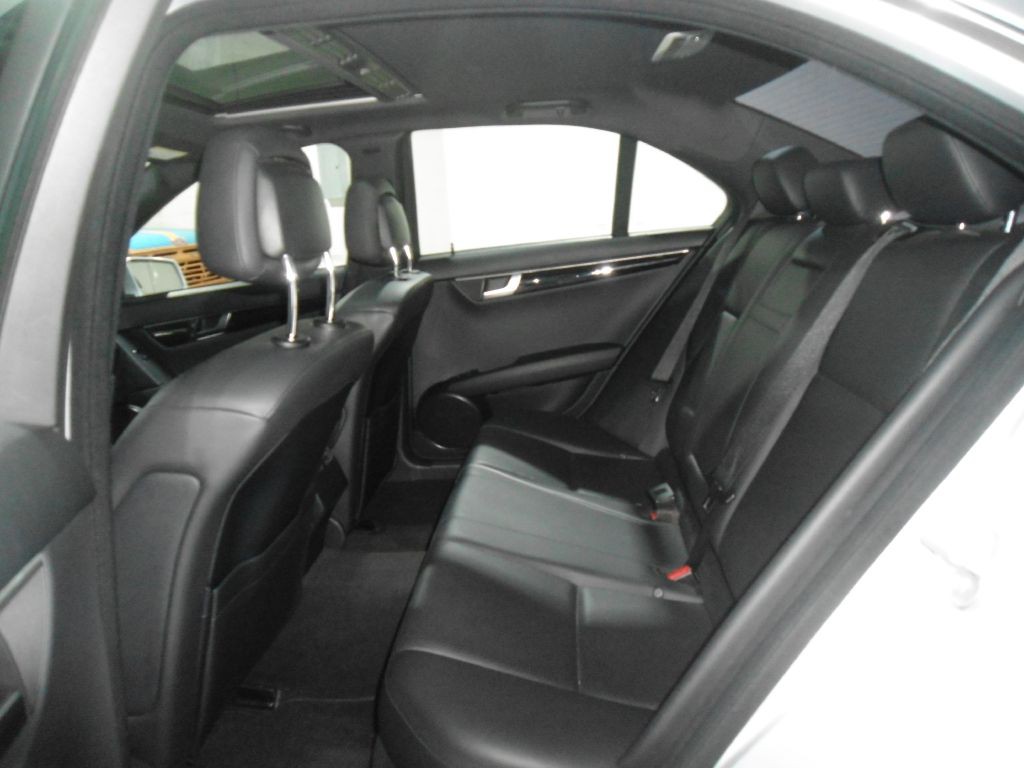2013 Mercedes-Benz C-Class Image 12
