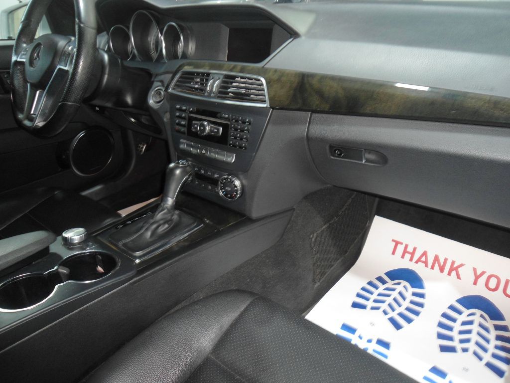 2013 Mercedes-Benz C-Class Image 18