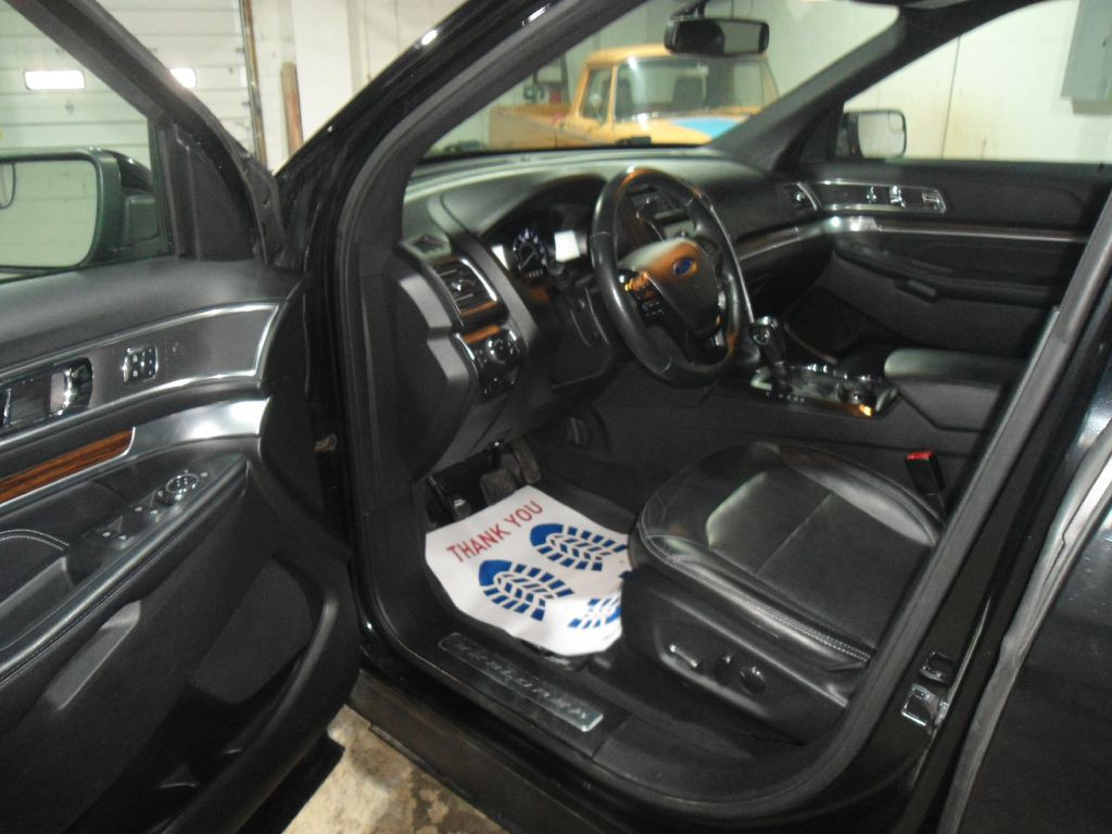 2018 Ford Explorer Image 10