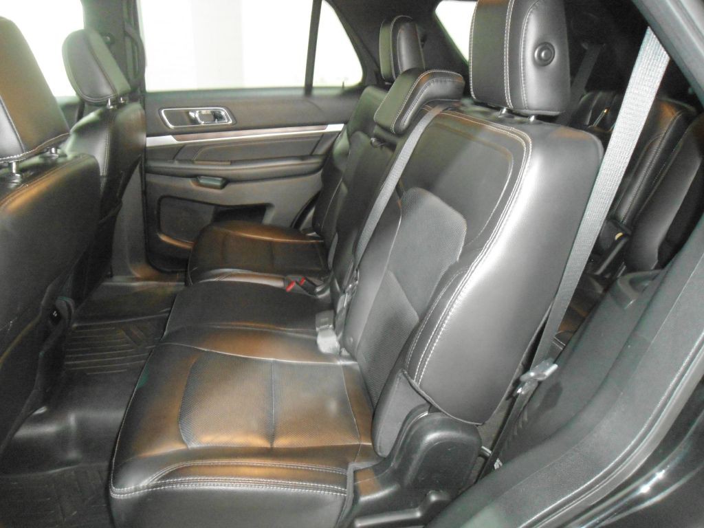 2018 Ford Explorer Image 14