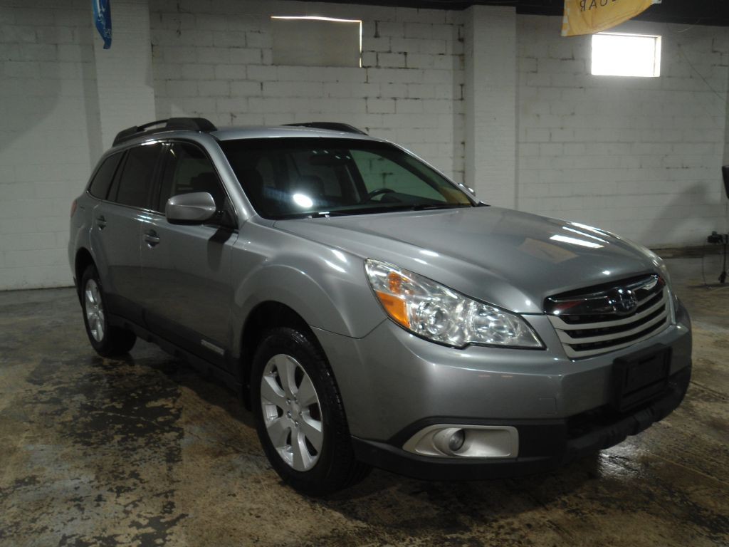 2011 Subaru Outback Image 5