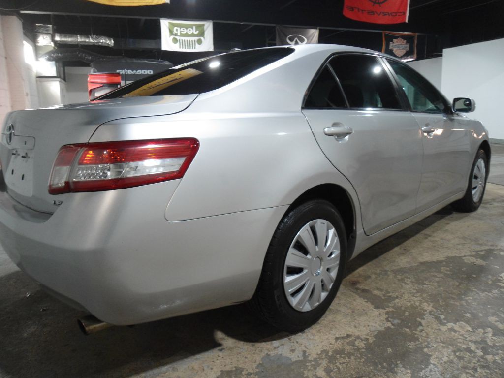 2010 Toyota Camry Image 7