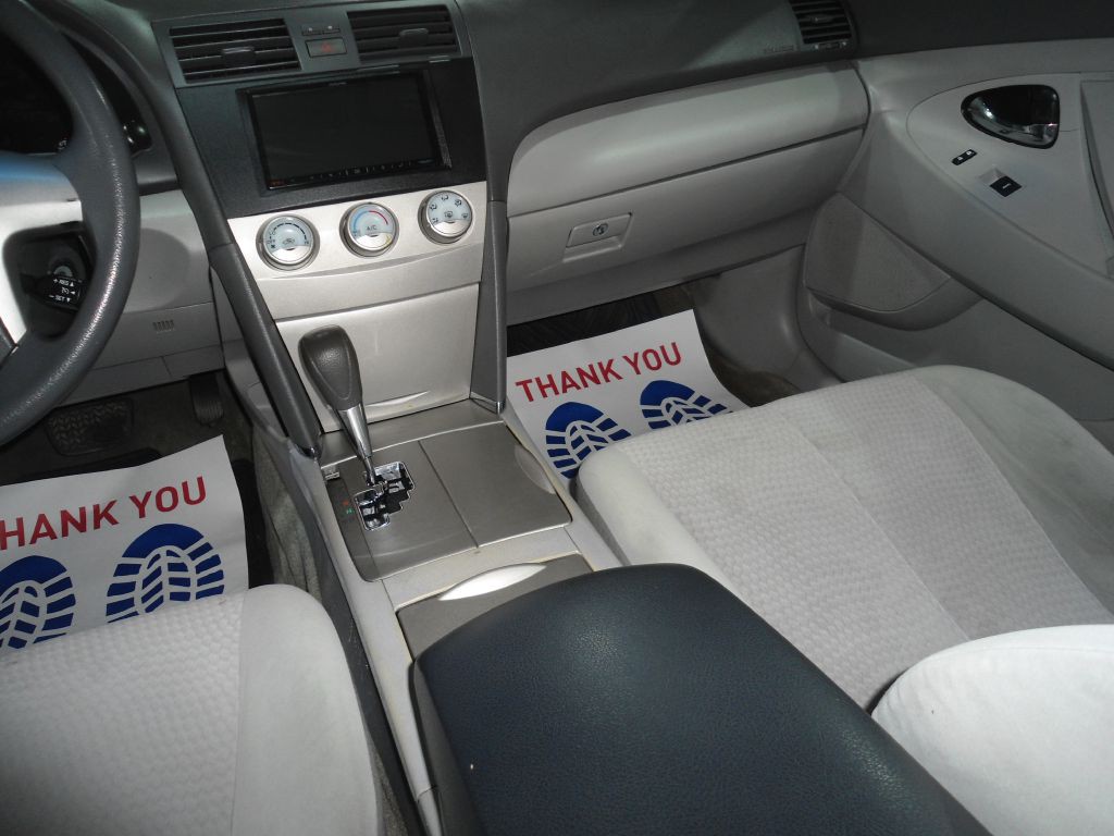 2010 Toyota Camry Image 12