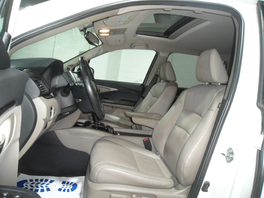 2016 Honda Pilot Image 8