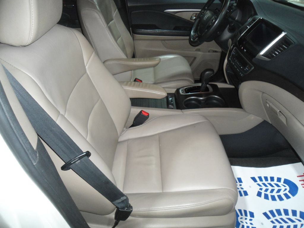 2016 Honda Pilot Image 14