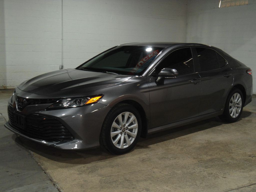 2020 Toyota Camry Image 2