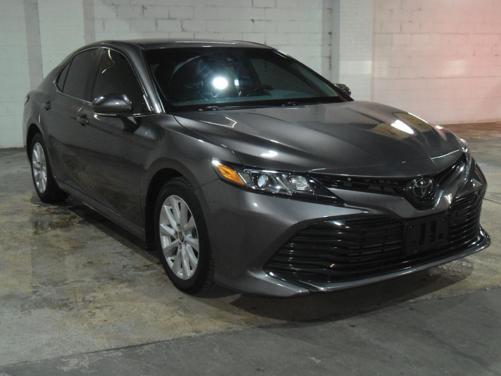 2020 Toyota Camry Image 5